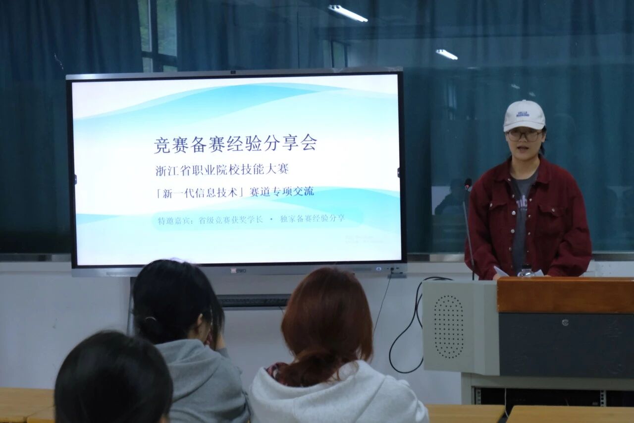 a0ae655e0764be15a2d597d00cbb820d.jpg